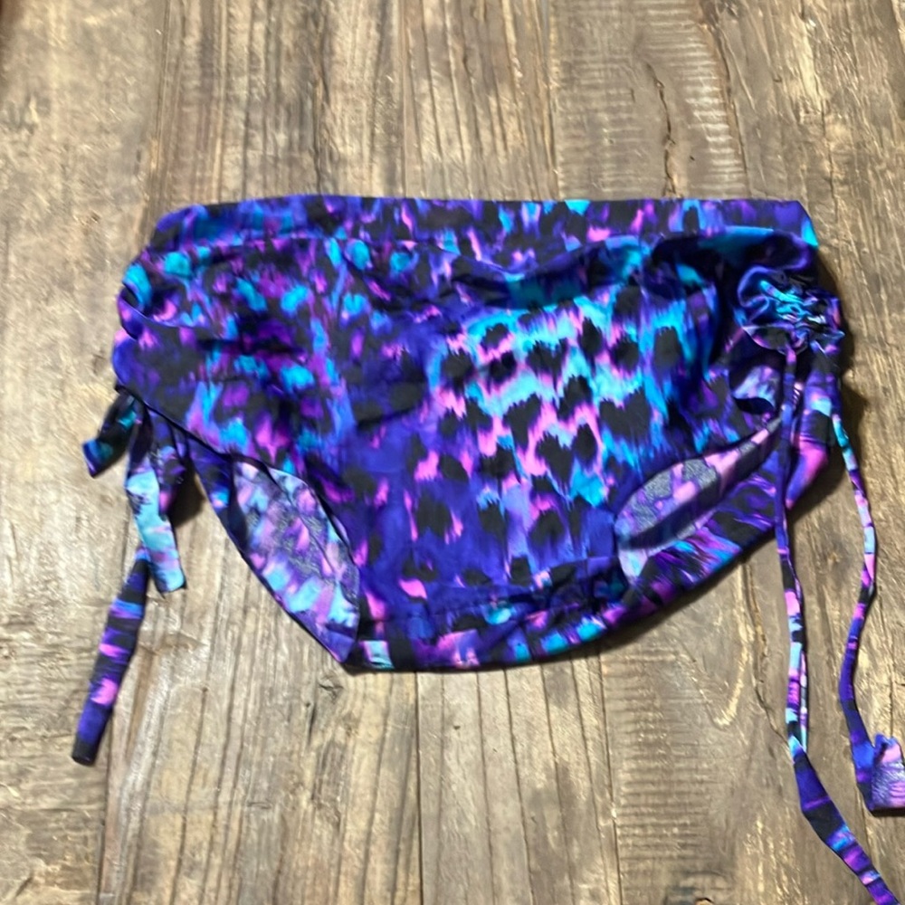 NWOT K-Deer Animal print Bum Bum Shorts Yoga/Swim - xl